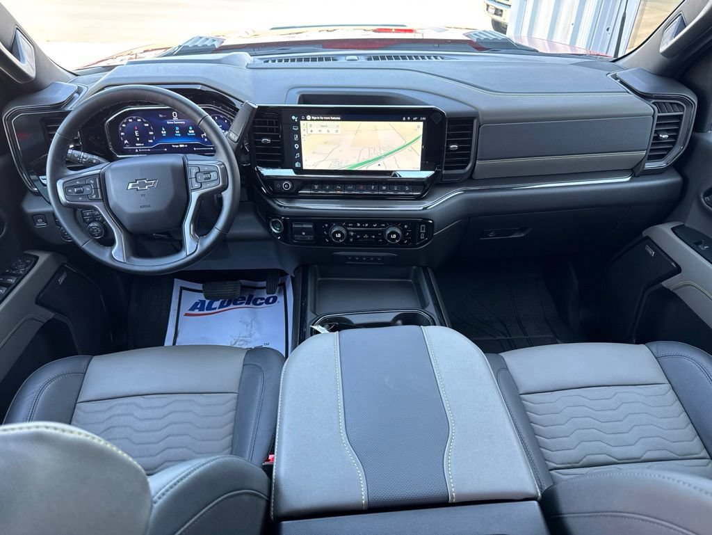 Used 2025 Chevrolet Silverado 2500 ZR2 w/ Technology Package AWD/4WD image 16