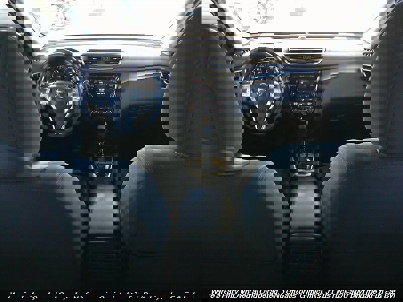 Used 2015 Nissan Rogue SV image 33