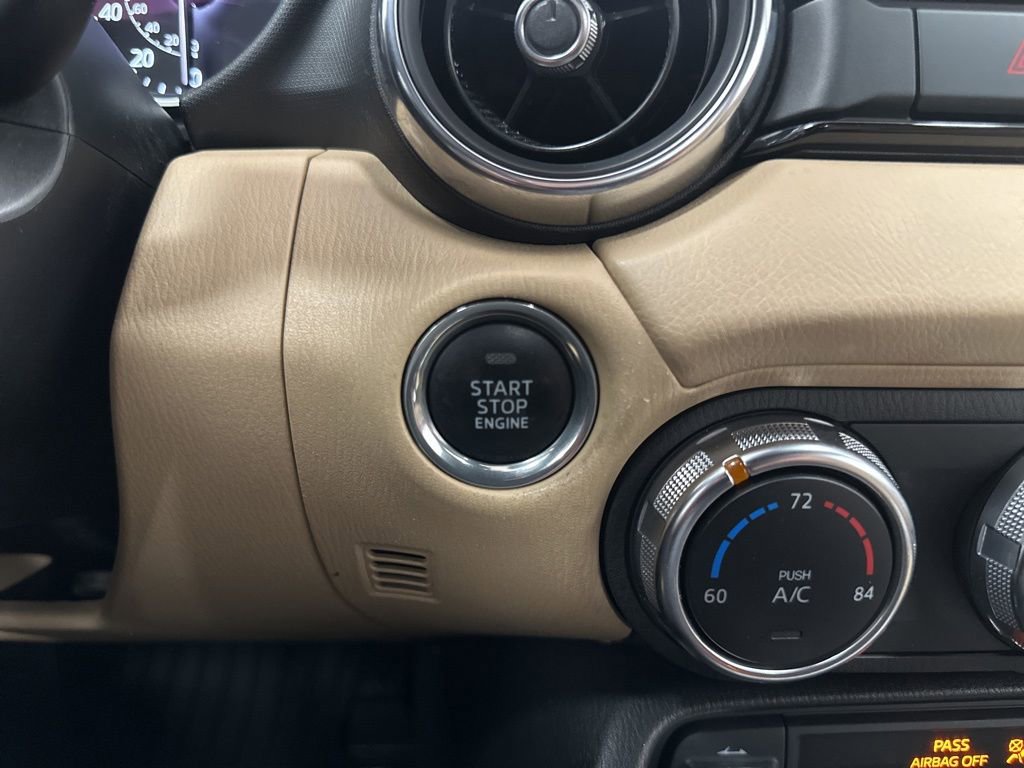 Used 2017 MAZDA MX-5 Miata RF Grand Touring image 27