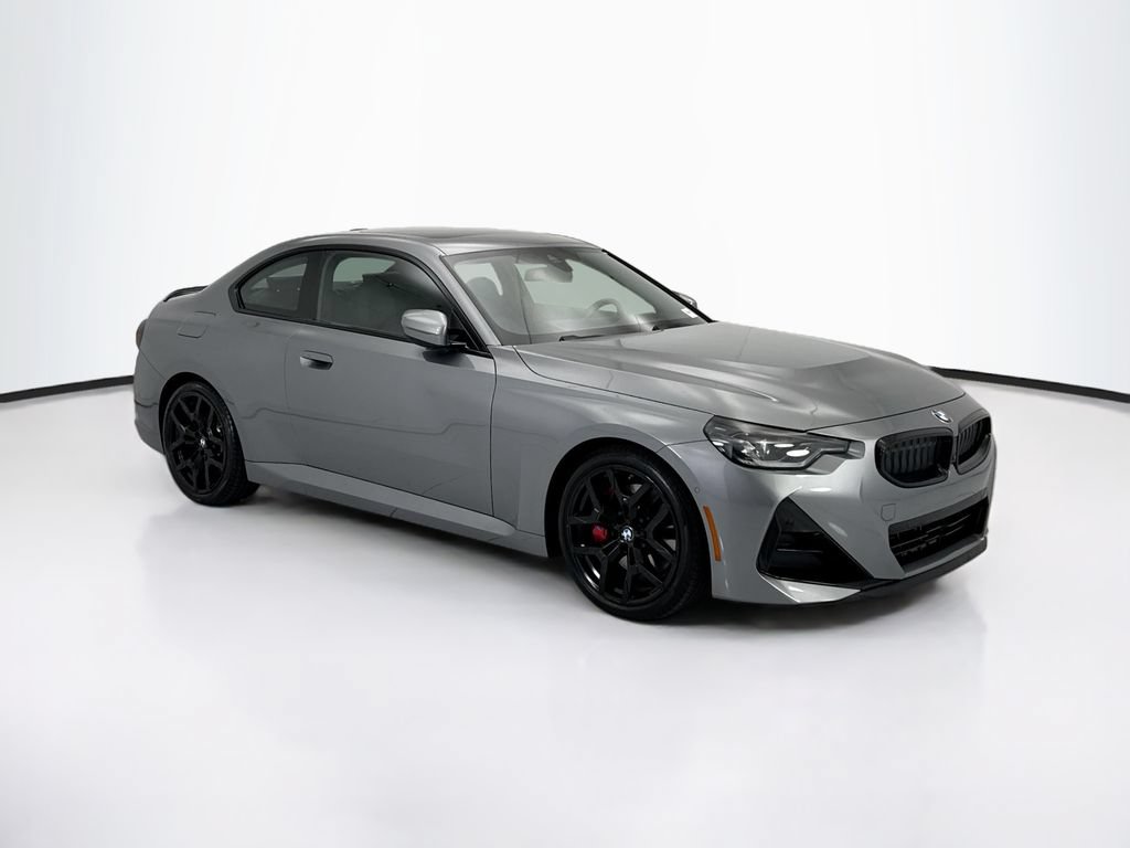 Used 2026 BMW 230i Coupe w/ Premium Package RWD image 3