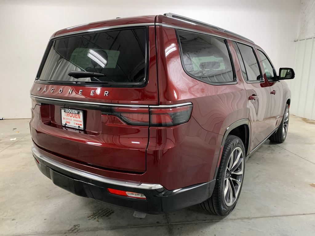 Used 2025 Jeep Wagoneer Series III w/ Premium Group I AWD/4WD image 9