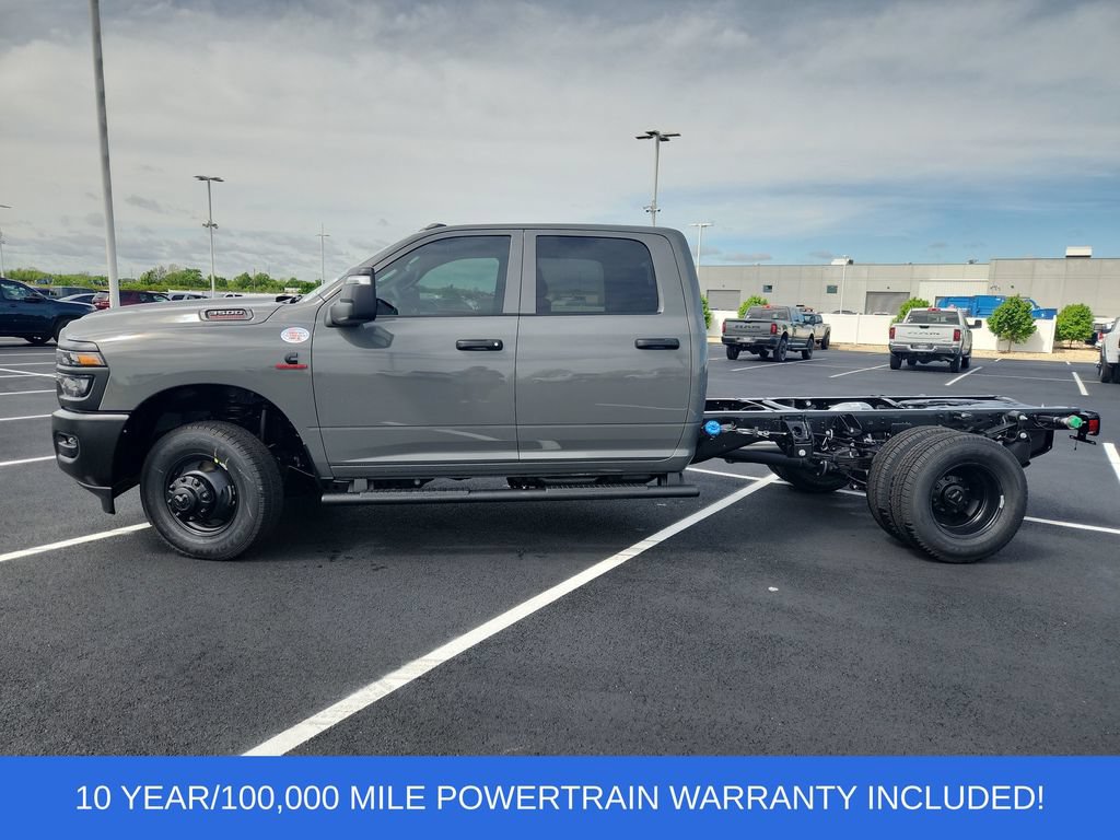New 2026 RAM 3500 Tradesman AWD/4WD image 5