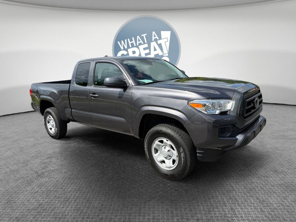 Certified 2023 Toyota Tacoma SR w/ SR Convenience Package AWD/4WD image 1
