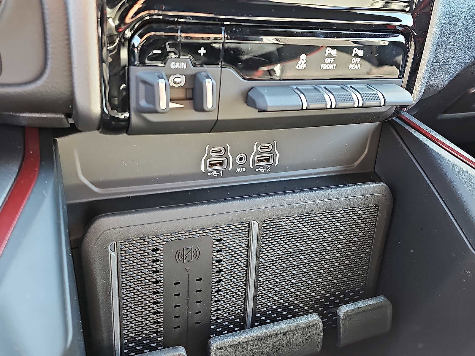 New 2026 RAM 1500 Rebel image 15