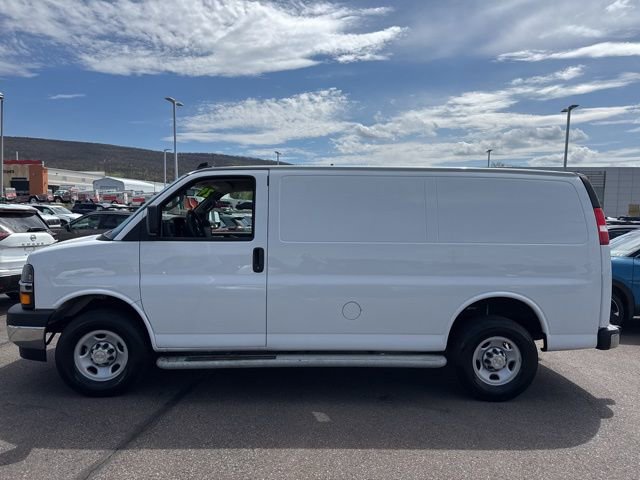 Used 2024 Chevrolet Express 2500 w/ Driver Convenience Package RWD image 8