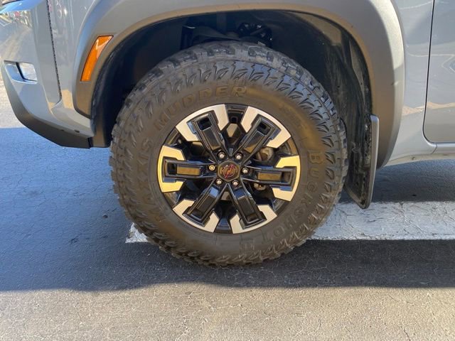 Used 2023 Nissan Frontier PRO-4X w/ Pro Convenience Package AWD/4WD image 12