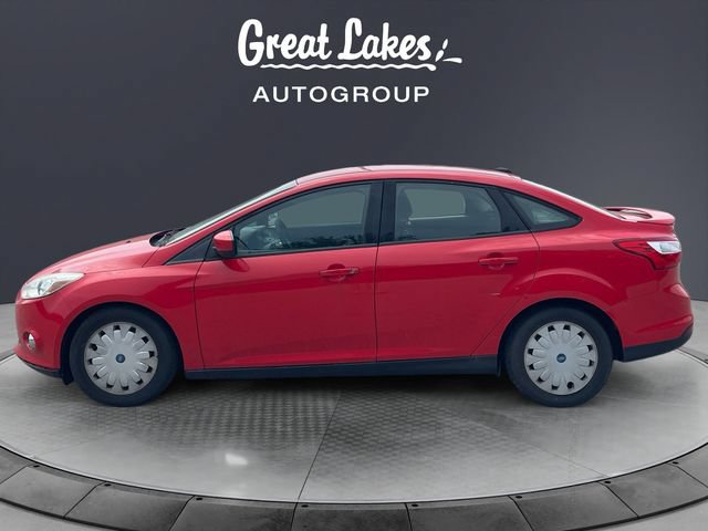 Used 2012 Ford Focus SE FWD image 2