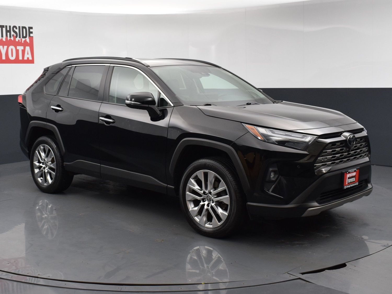 Used 2023 Toyota RAV4 Limited AWD/4WD image 6
