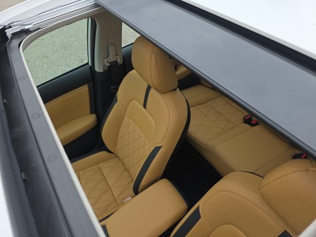 New 2025 Nissan Sentra SV w/ SV Premium Package image 12