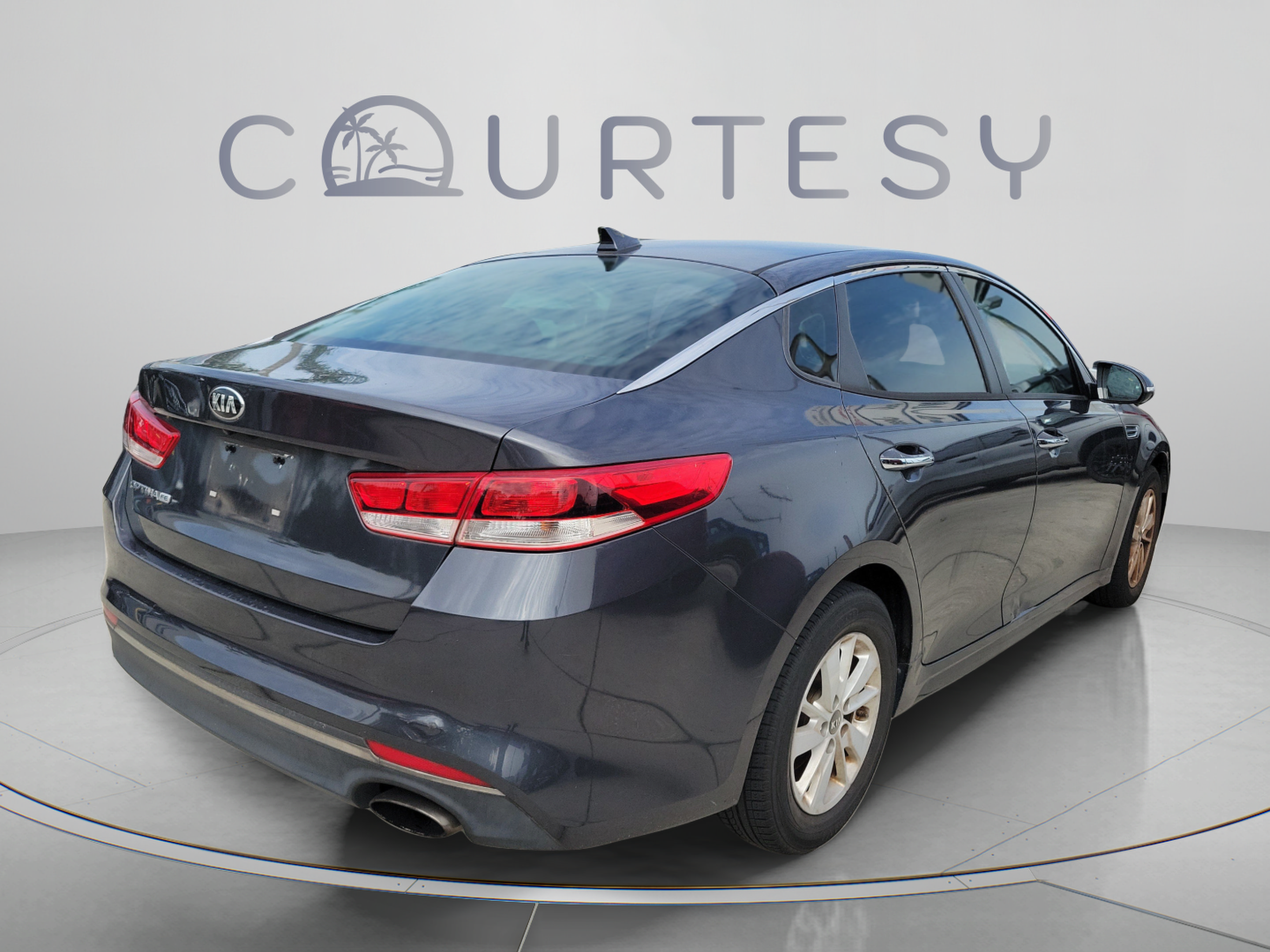 Used 2017 Kia Optima LX w/ Driver Convenience Package FWD image 3