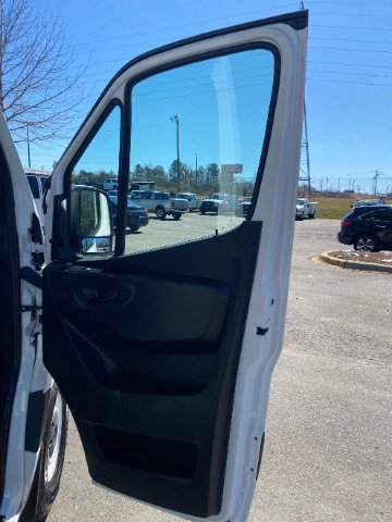 Used 2023 Mercedes-Benz Sprinter 2500 image 13