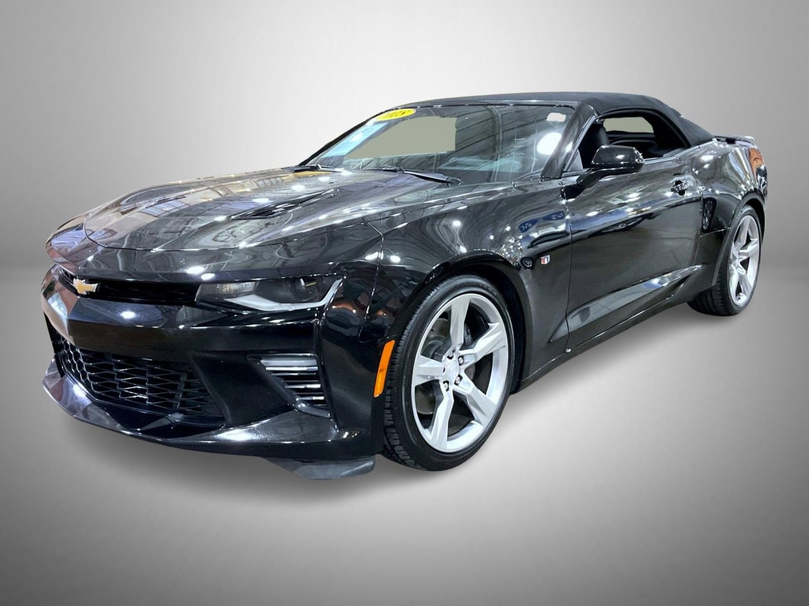 Used 2018 Chevrolet Camaro SS image 1