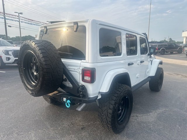 Used 2018 Jeep Wrangler Unlimited Sahara image 4