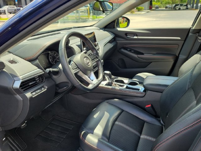 Used 2023 Nissan Altima 2.5 SR FWD image 15
