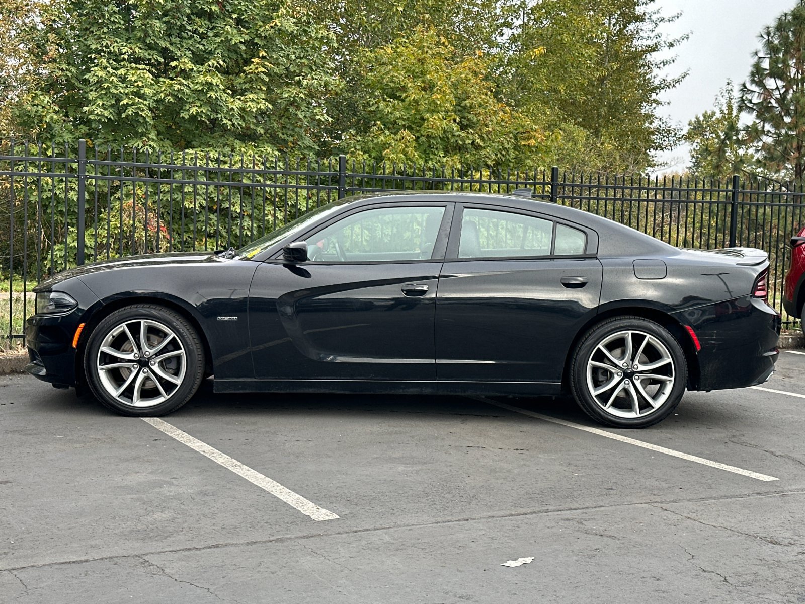 Used 2015 Dodge Charger R/T w/ Plus Group RWD image 7