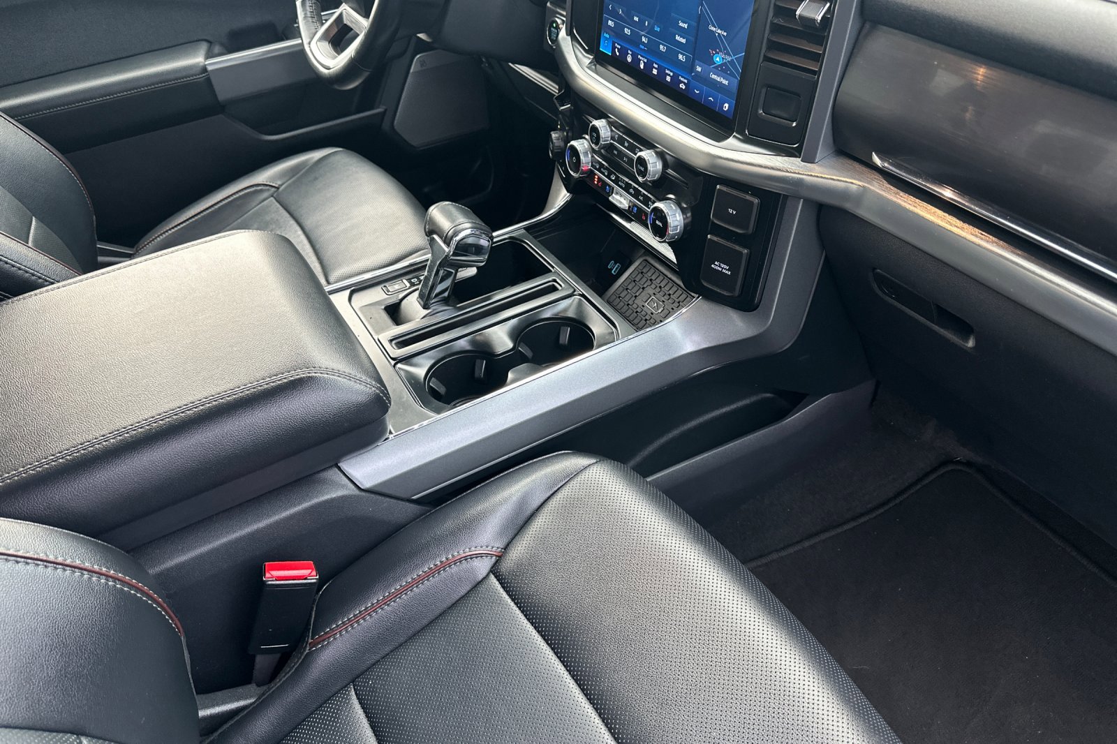 Used 2023 Ford F150 Lariat w/ Equipment Group 502A High image 15