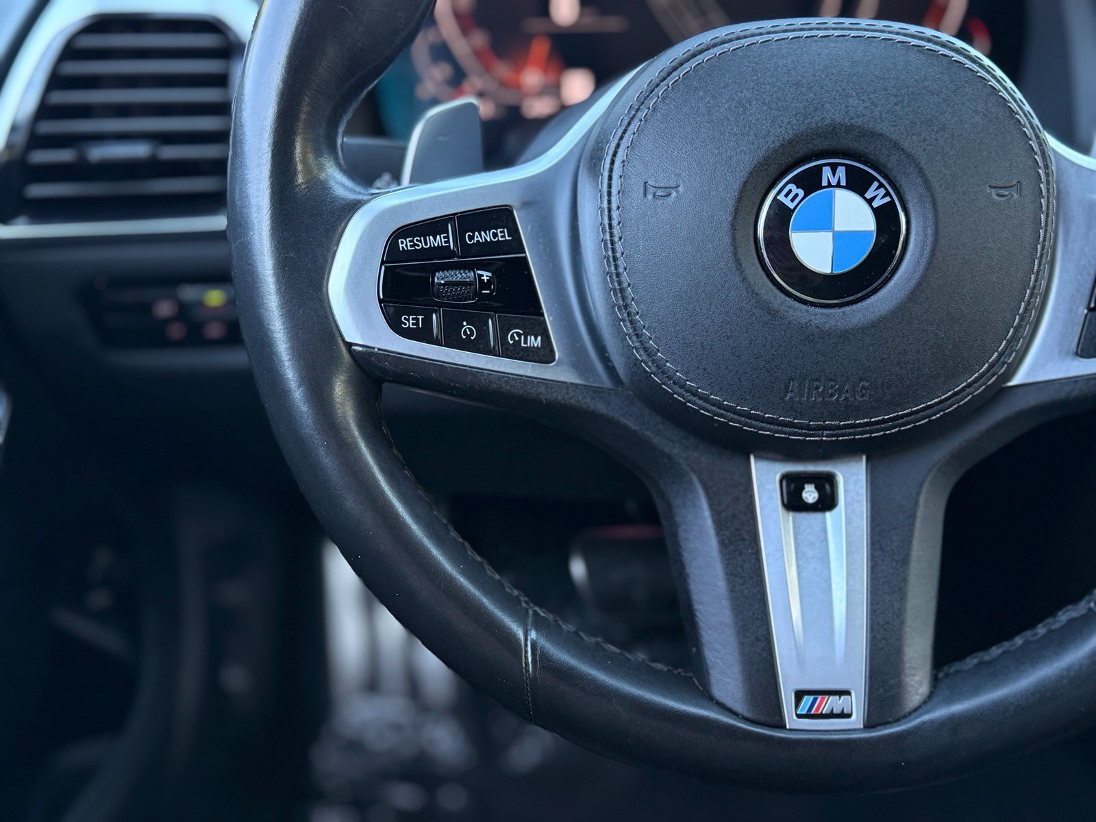 Used 2020 BMW 840i Coupe w/ M Sport Package RWD image 26