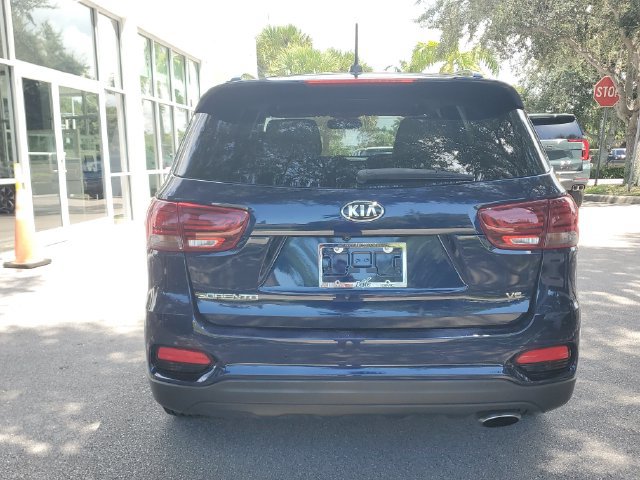 Used 2020 Kia Sorento S FWD image 4