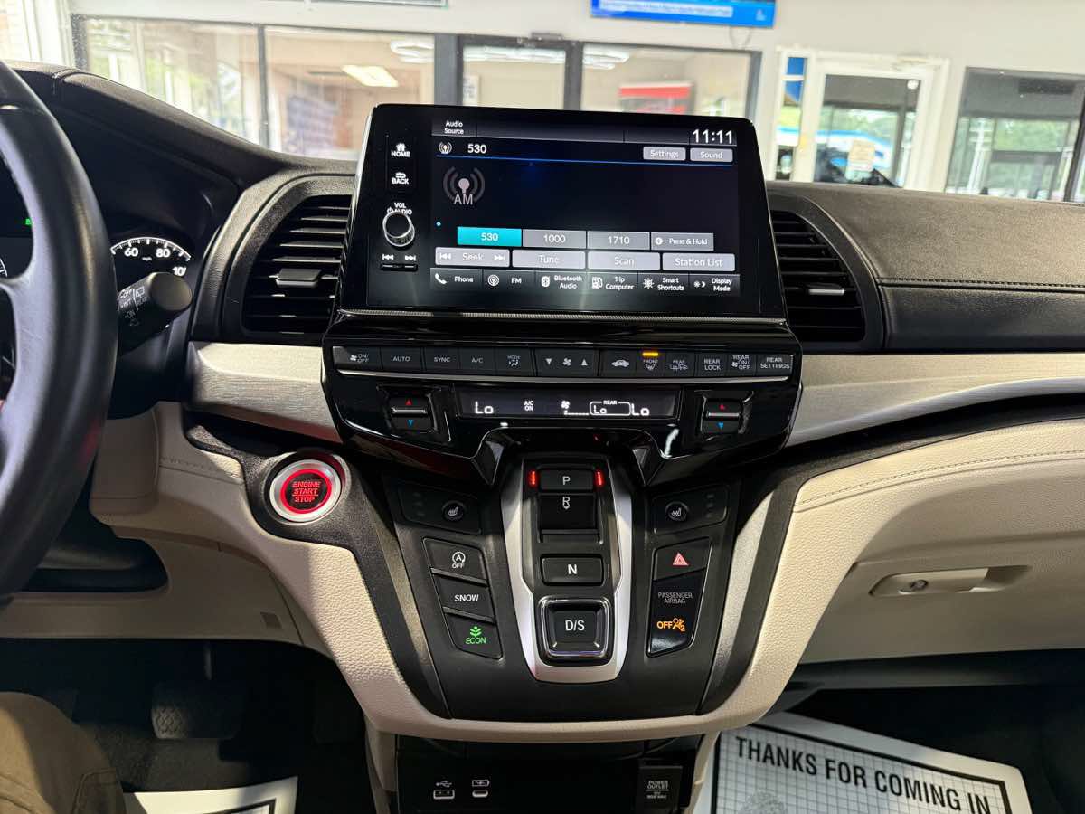 Used 2025 Honda Odyssey EX-L image 18