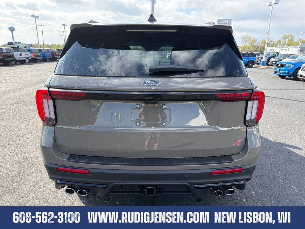 New 2026 Ford Explorer ST w/ Sun And Sound Package AWD/4WD image 4