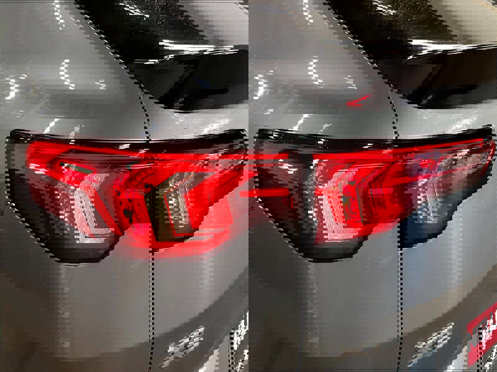 Certified 2025 BMW X2 xDrive28i w/ Premium Package image 30