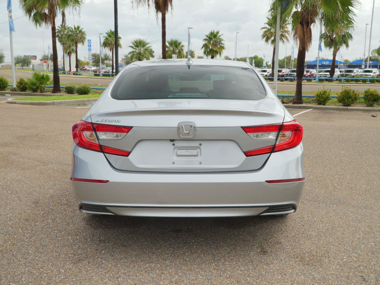 Used 2020 Honda Accord EX image 12