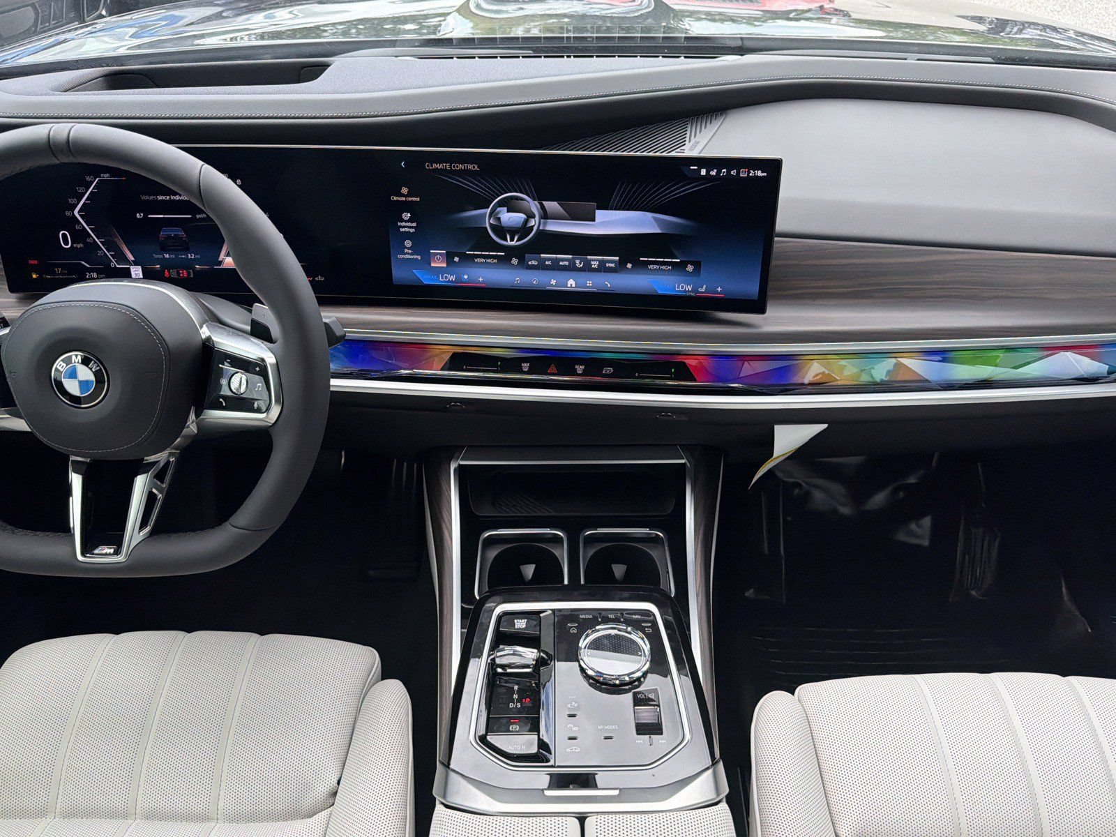 New 2026 BMW 760i xDrive AWD/4WD image 16