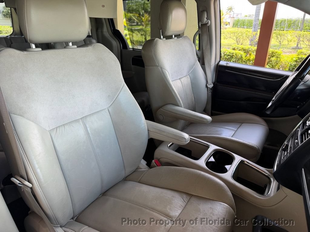 Used 2013 Chrysler Town & Country Limited w/ Luxury Group FWD image 39