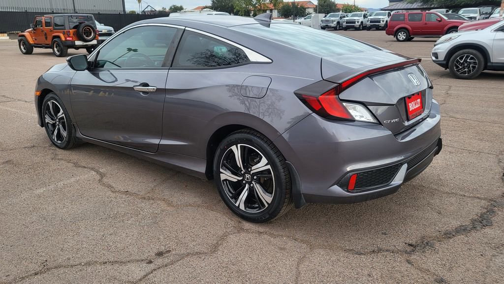 Used 2016 Honda Civic Touring image 6