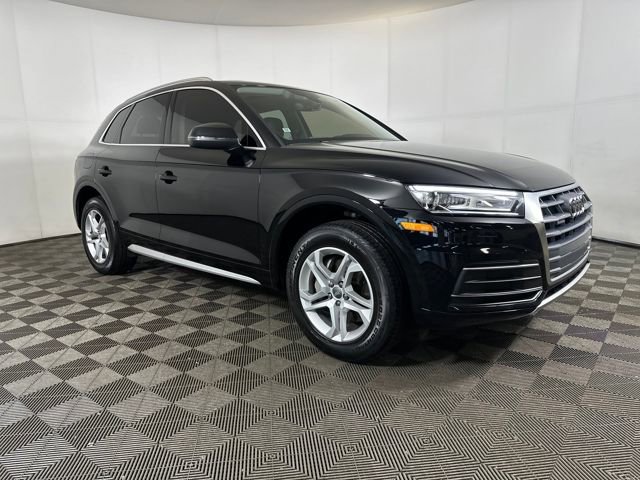 Used 2019 Audi Q5 2.0T Premium w/ Convenience Package image 2
