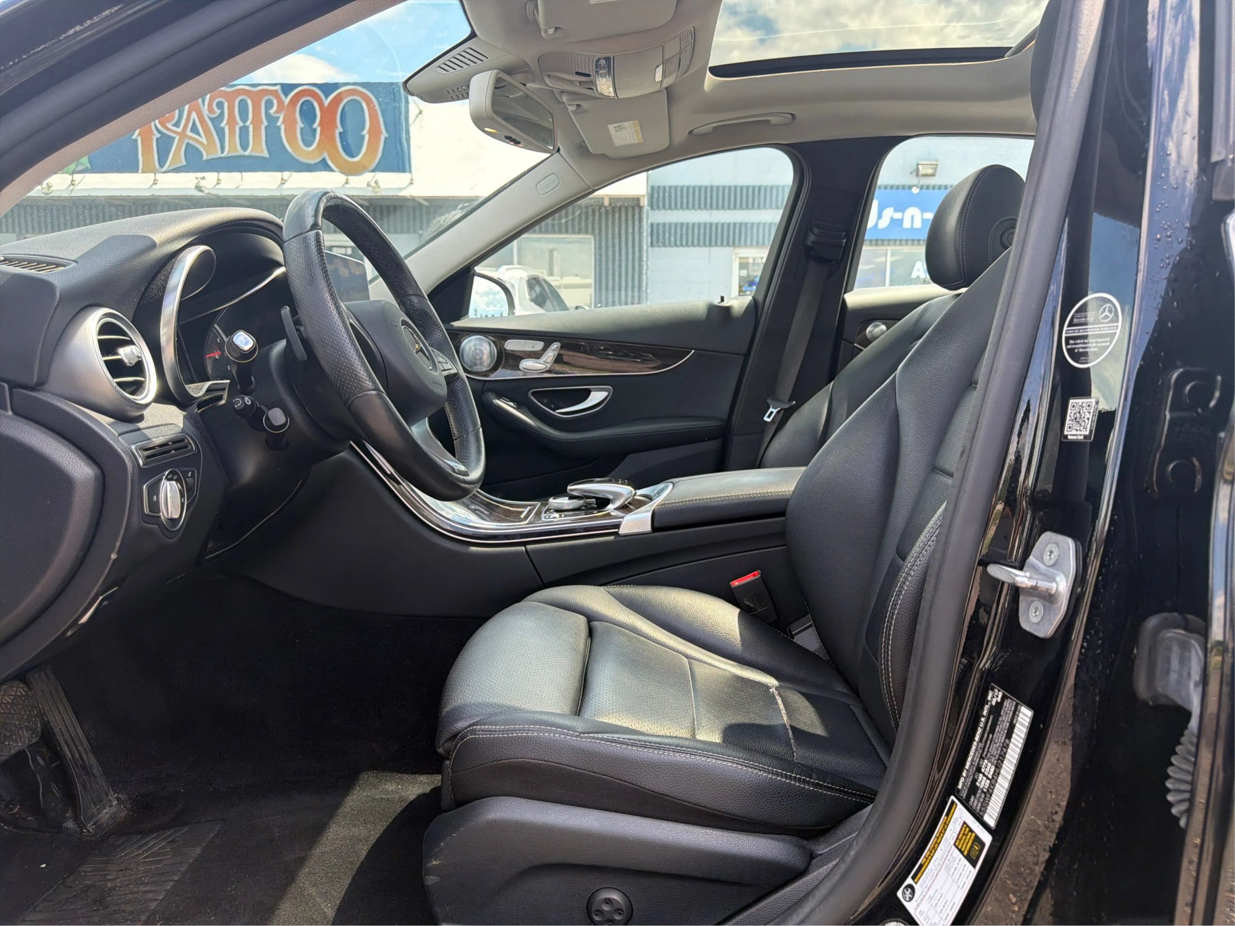 Used 2017 Mercedes-Benz C 300 4MATIC Sedan w/ Premium 3 Package image 9