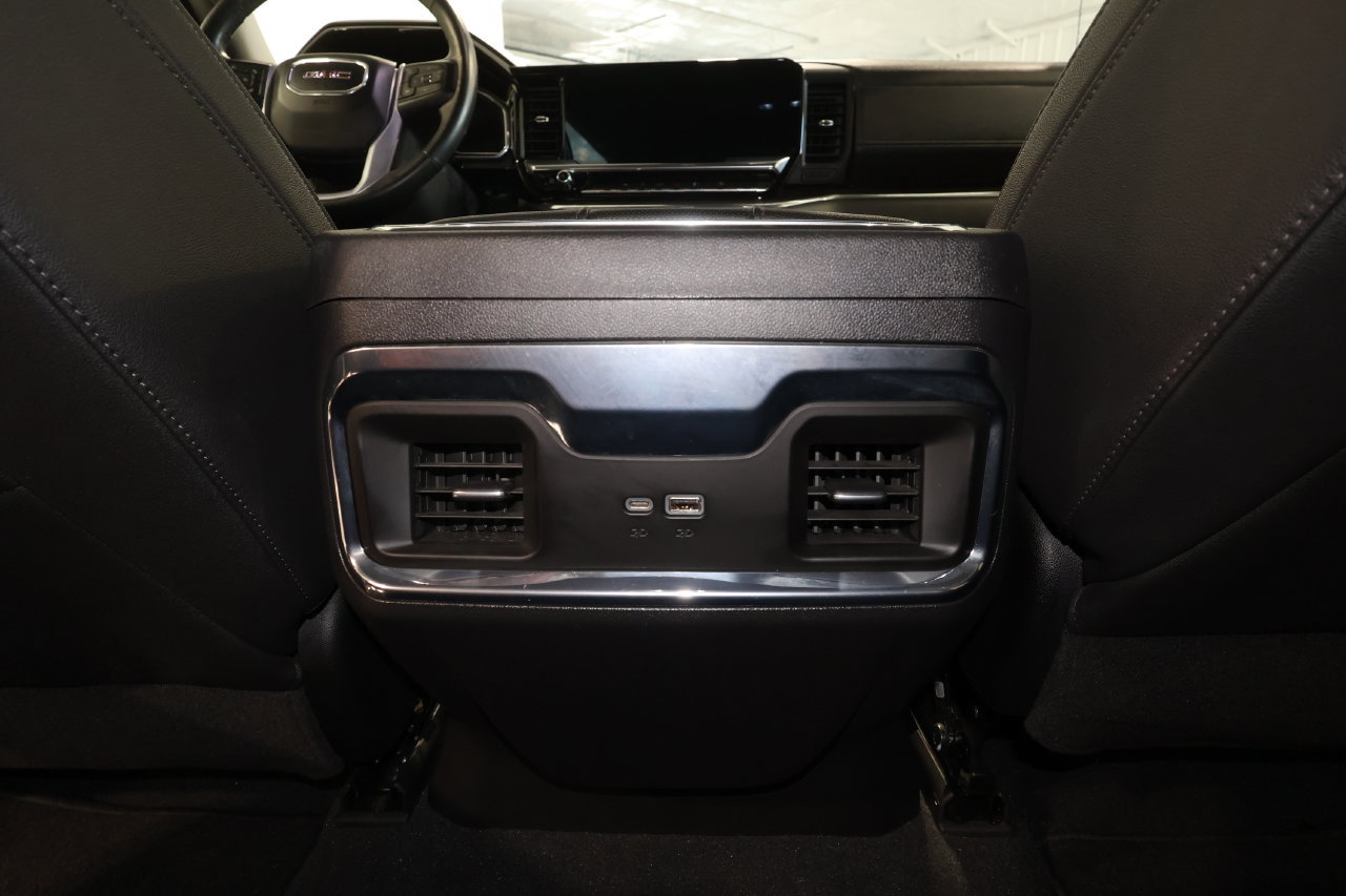 Used 2023 GMC Sierra 1500 SLT w/ SLT Premium Package AWD/4WD image 30