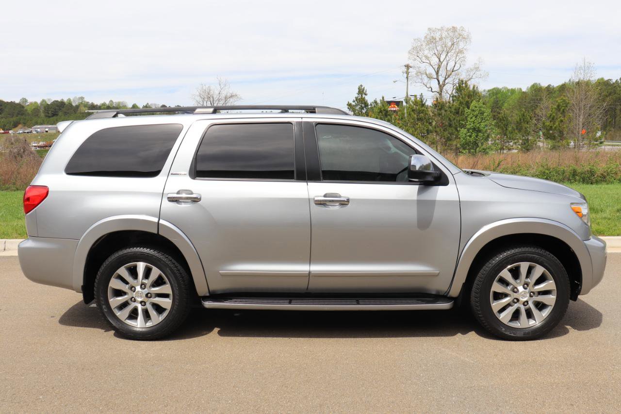 Used 2016 Toyota Sequoia Limited image 16