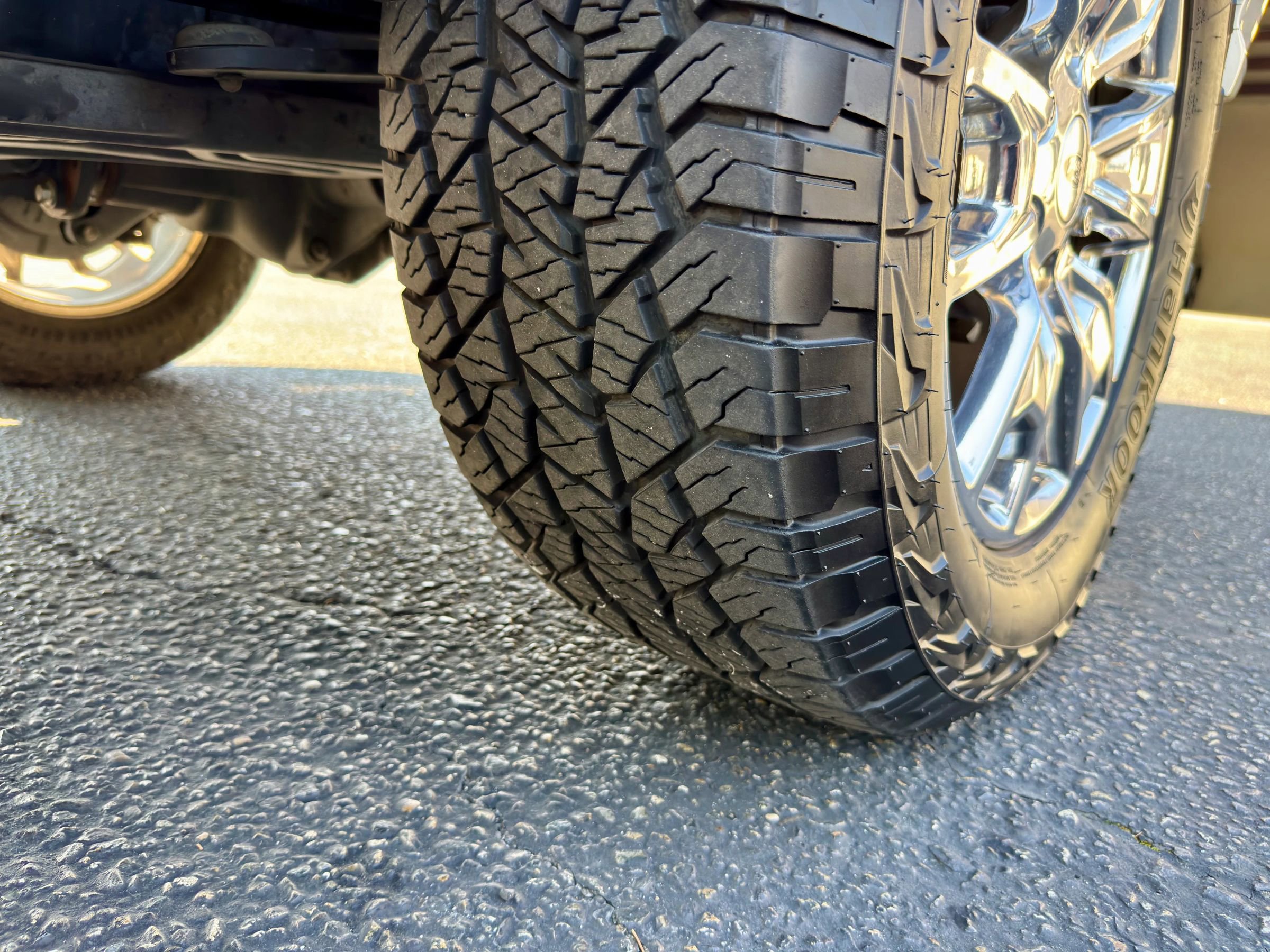 Used 2020 Ford Ranger Lariat w/ Equipment Group 501A Mid image 13