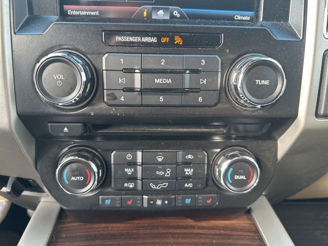 Used 2015 Ford F150 Lariat image 20