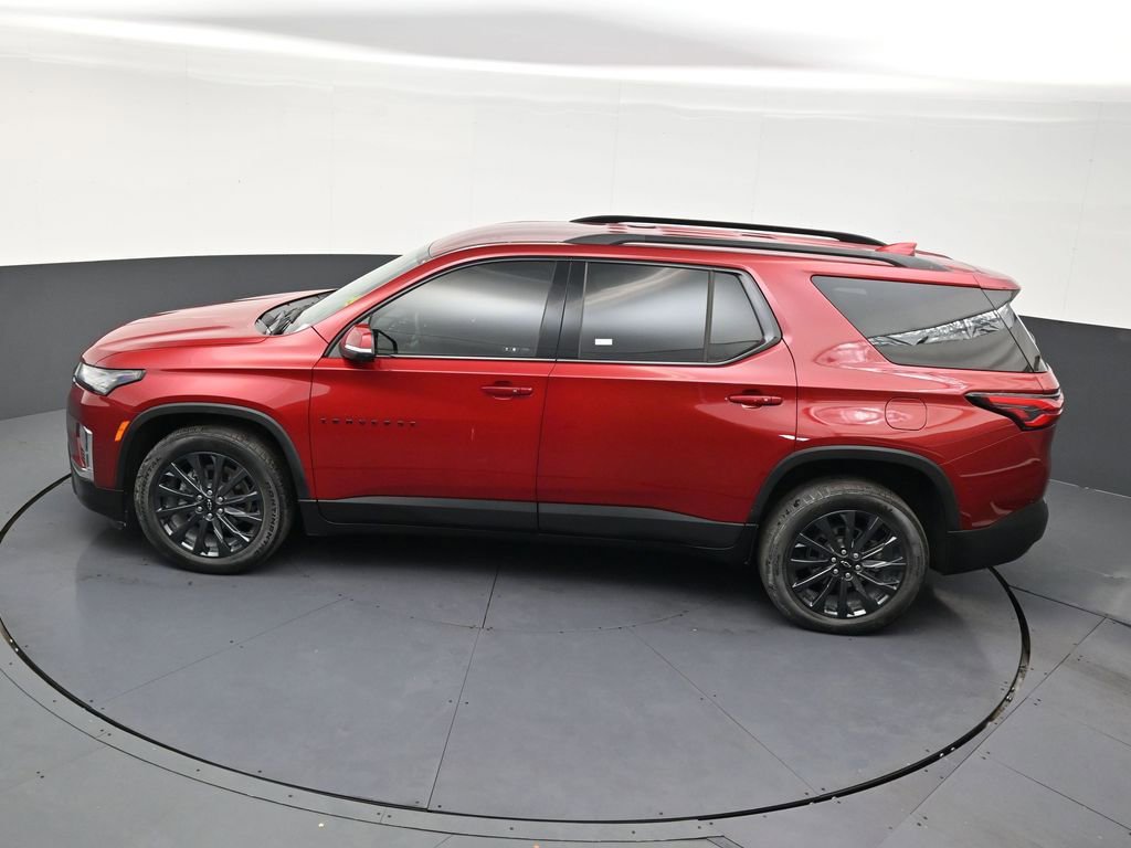 Used 2023 Chevrolet Traverse RS AWD/4WD image 14