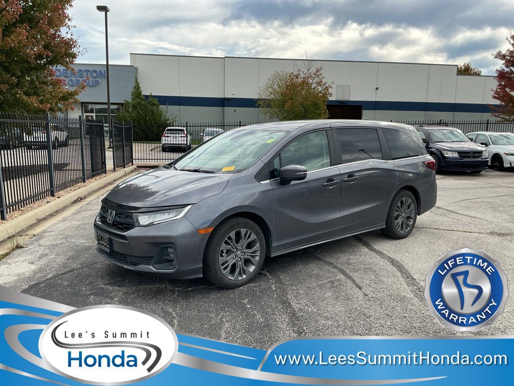 Used 2025 Honda Odyssey Touring