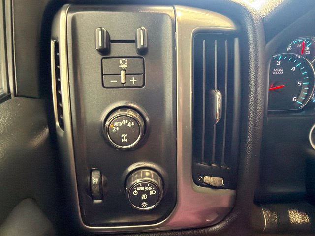 Used 2019 Chevrolet Silverado 1500 LT w/ All Star Edition AWD/4WD image 23