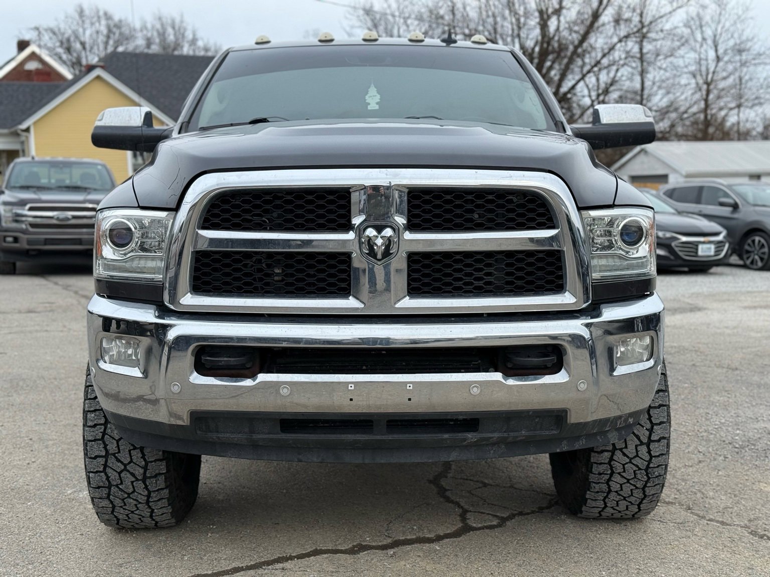 Used 2018 RAM 2500 Laramie w/ Cold Weather Group image 10