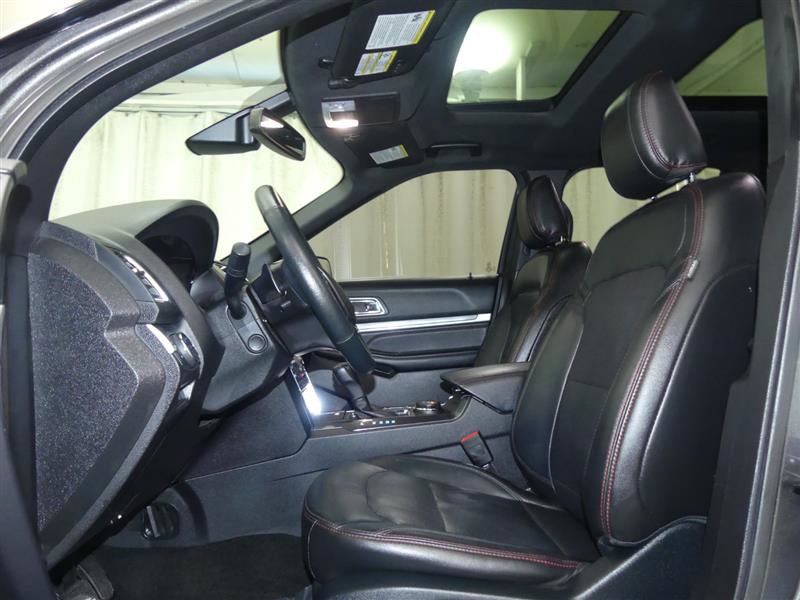 Used 2018 Ford Explorer Sport w/ Equipment Group 401A image 22