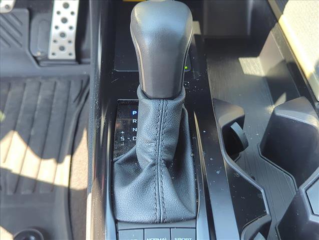 Certified 2025 Toyota Camry SE image 12