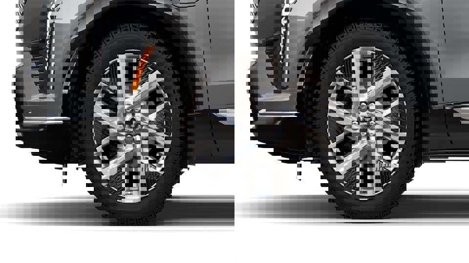 New 2025 Cadillac Optiq Luxury 1 image 44