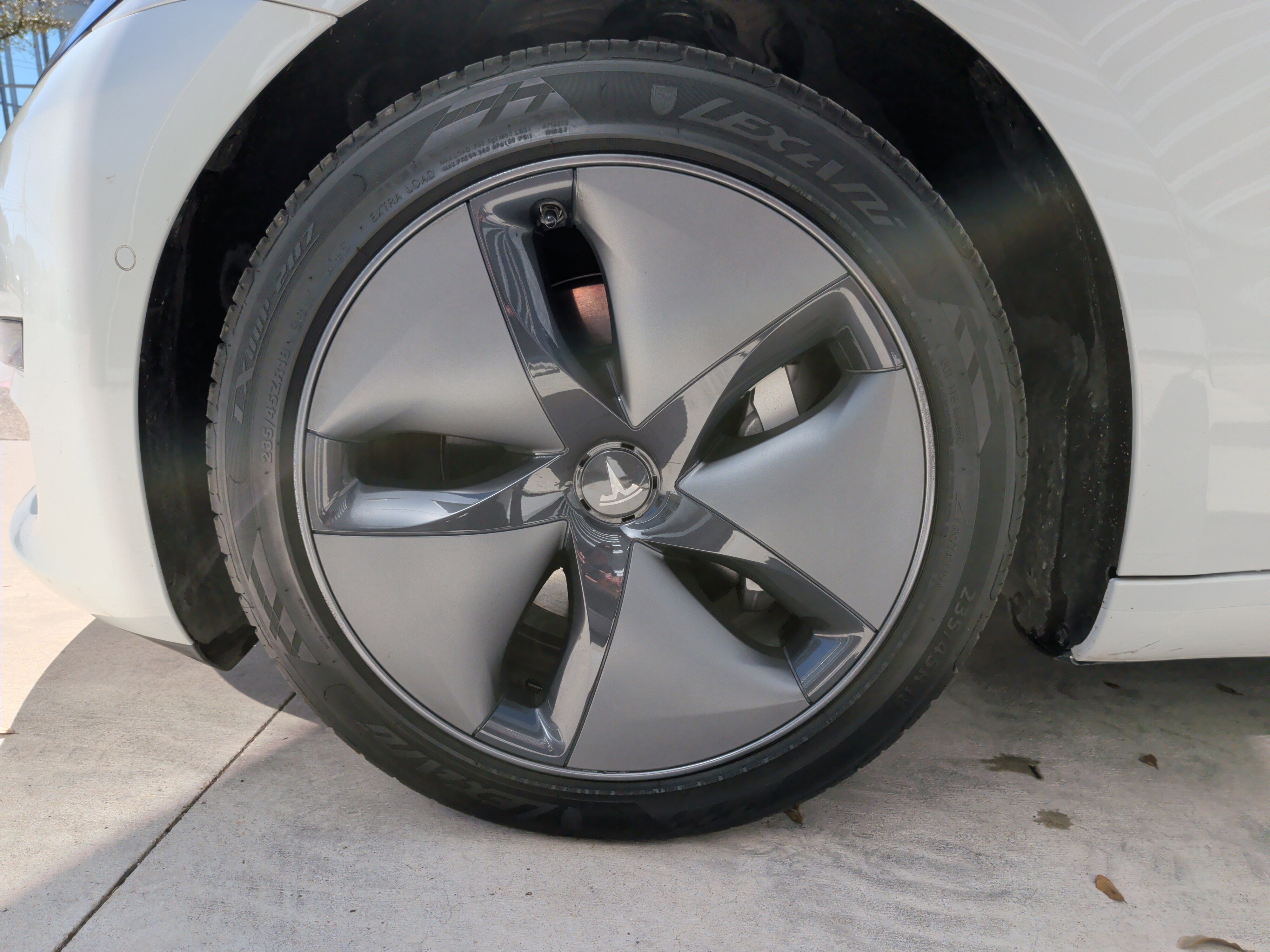 Used 2020 Tesla Model 3 Standard Range image 11