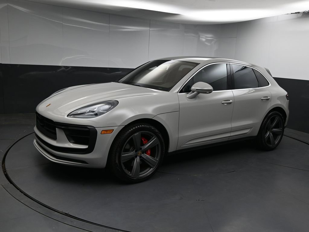Certified 2023 Porsche Macan S image 1