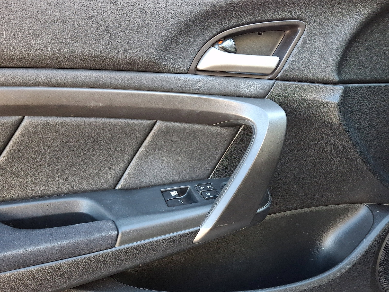 Used 2012 Honda Accord LX-S image 14