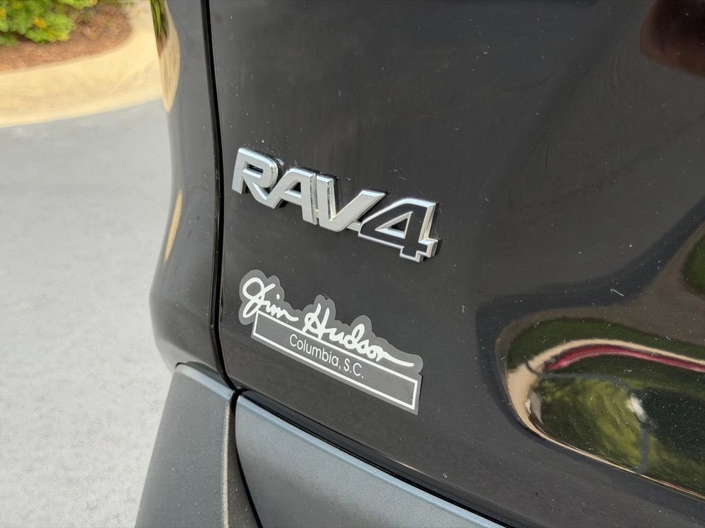 Used 2024 Toyota RAV4 XLE FWD image 12