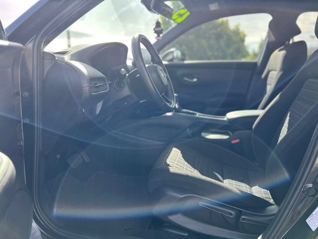 Used 2025 Honda HR-V Sport image 13
