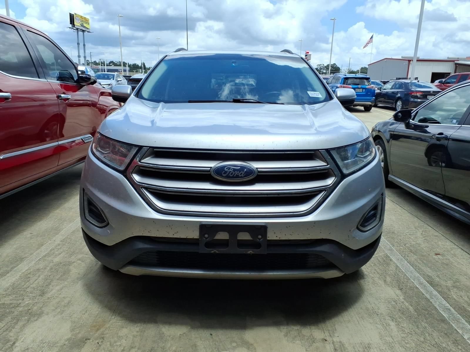 Used 2017 Ford Edge SEL w/ Equipment Group 201A FWD image 3