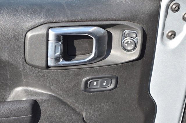 Used 2022 Jeep Wrangler Unlimited Sport image 16