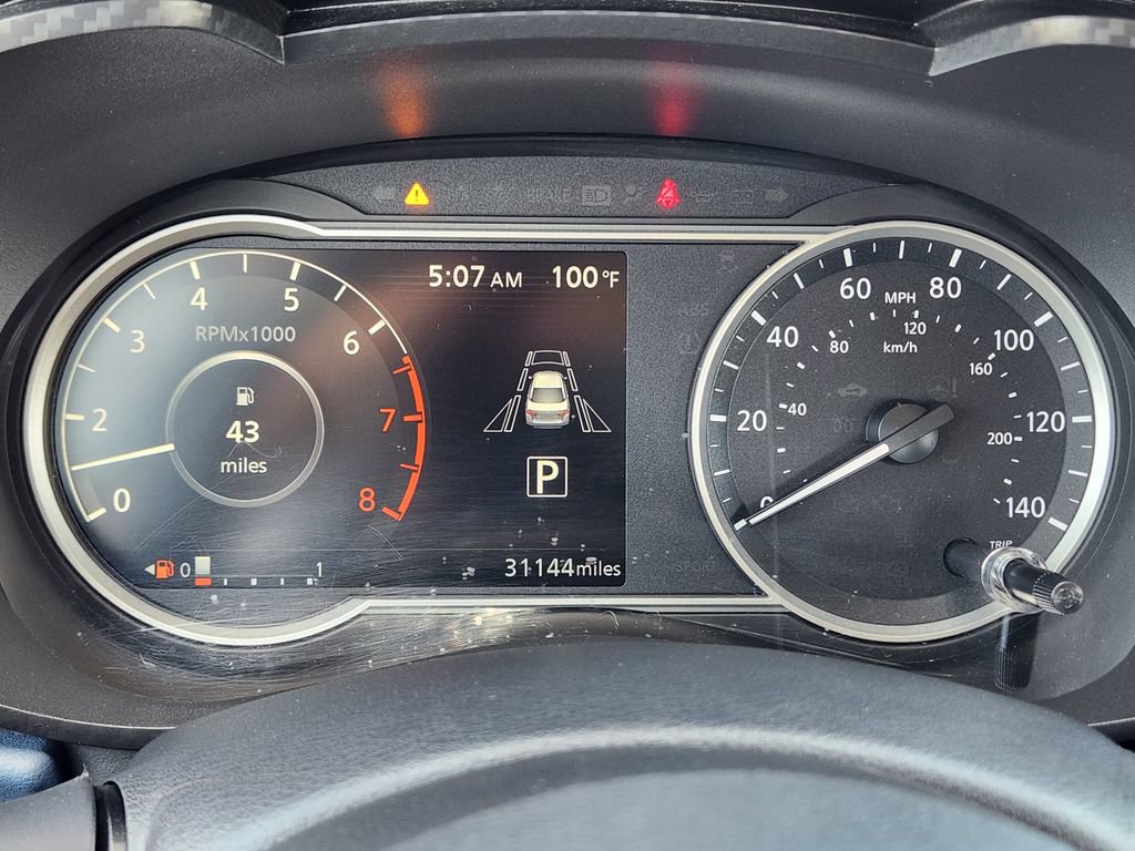 Used 2025 Nissan Versa SV FWD image 16